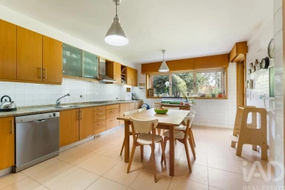 Moradia T4 para Venda em Perafita, Lavra e Santa Cruz do Bispo