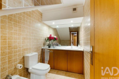 Moradia T4 para Venda em Perafita, Lavra e Santa Cruz do Bispo