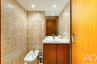 Moradia T4 para Venda em Perafita, Lavra e Santa Cruz do Bispo