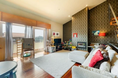 Moradia T4 para Venda em Perafita, Lavra e Santa Cruz do Bispo