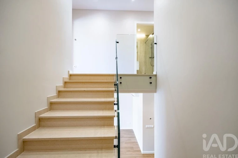 Moradia T3 para Venda em Arrabal Foto 13