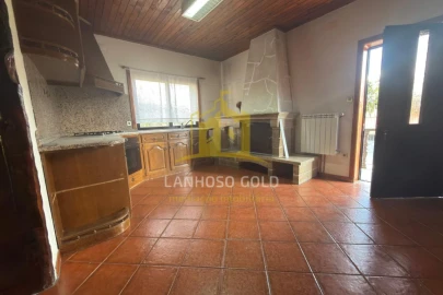 Moradia para Venda em Guilhofrei