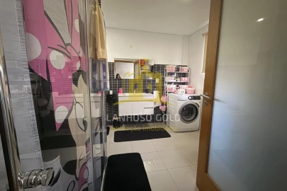 Moradia para Venda em Guilhofrei