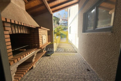 Moradia para Venda em Guilhofrei