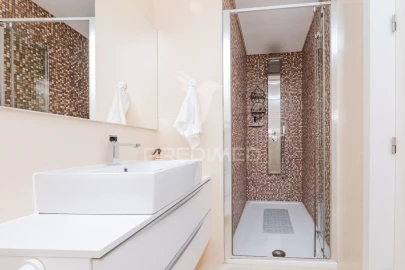 Apartamento T5 para Venda em Braga (Maximinos, Sé e Cividade)