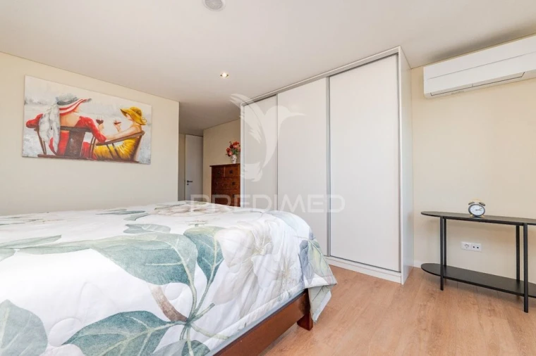 Apartamento T5 para Venda em Braga (Maximinos, Sé e Cividade) Foto 10