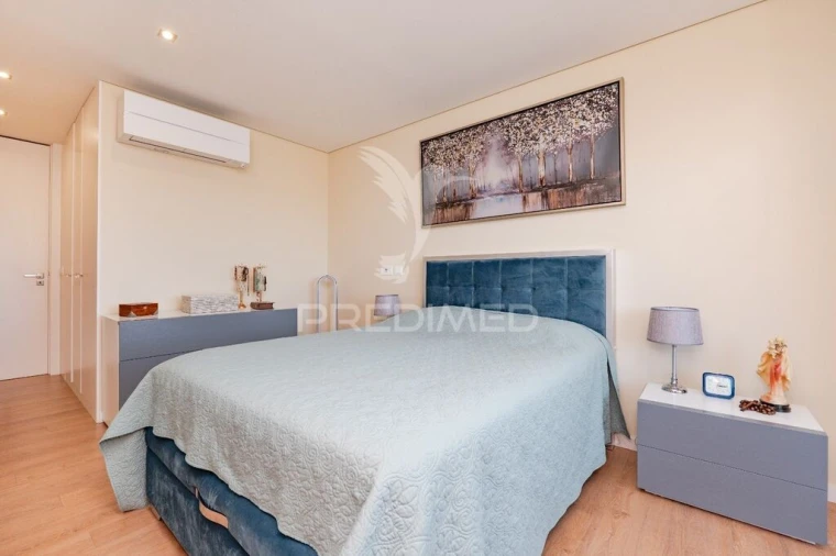 Apartamento T5 para Venda em Braga (Maximinos, Sé e Cividade) Foto 15