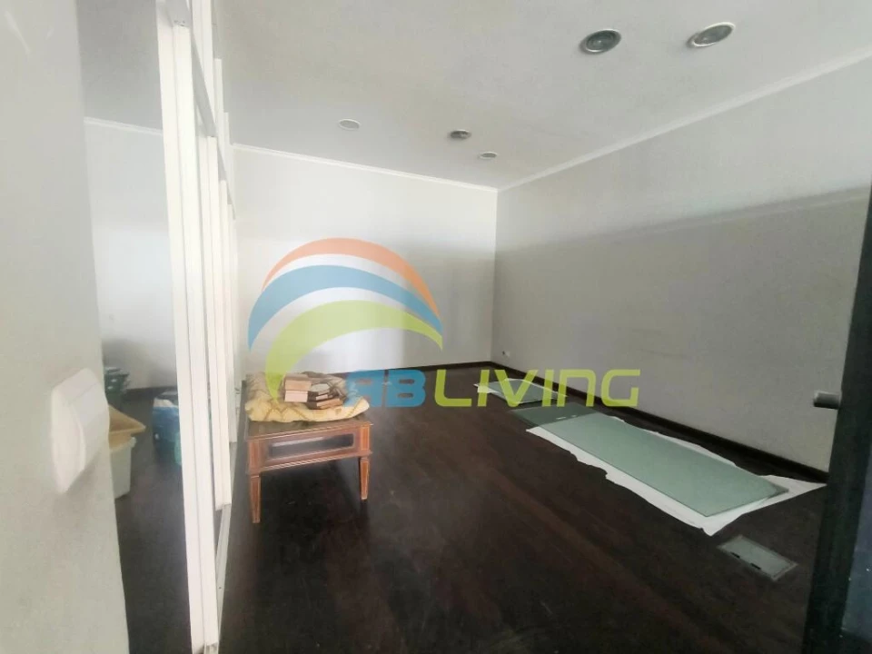 Loja para Arrendamento em Funchal (Santa Maria Maior) Foto 19