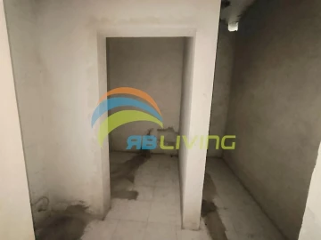 Loja para Arrendamento em Funchal (Santa Maria Maior)