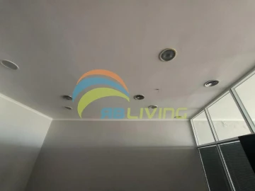 Loja para Arrendamento em Funchal (Santa Maria Maior)