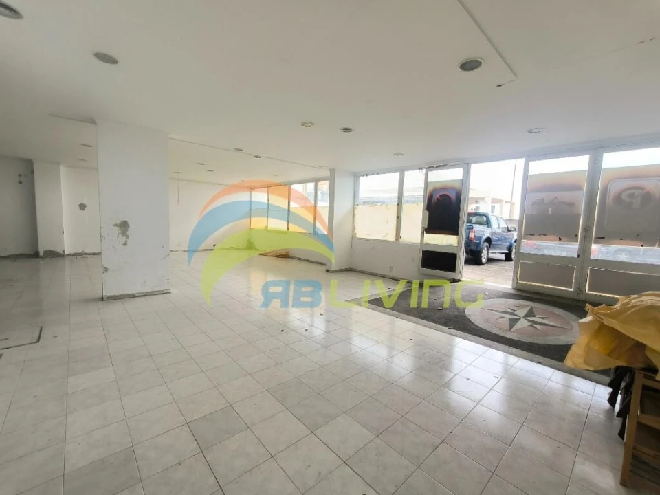 Loja para Arrendamento em Funchal (Santa Maria Maior) Foto 10