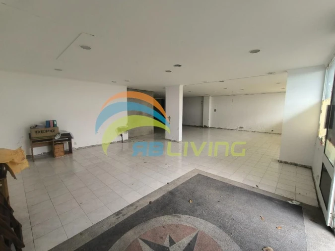 Loja para Arrendamento em Funchal (Santa Maria Maior) Foto 4