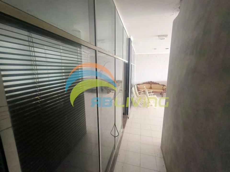 Loja para Arrendamento em Funchal (Santa Maria Maior) Foto 13