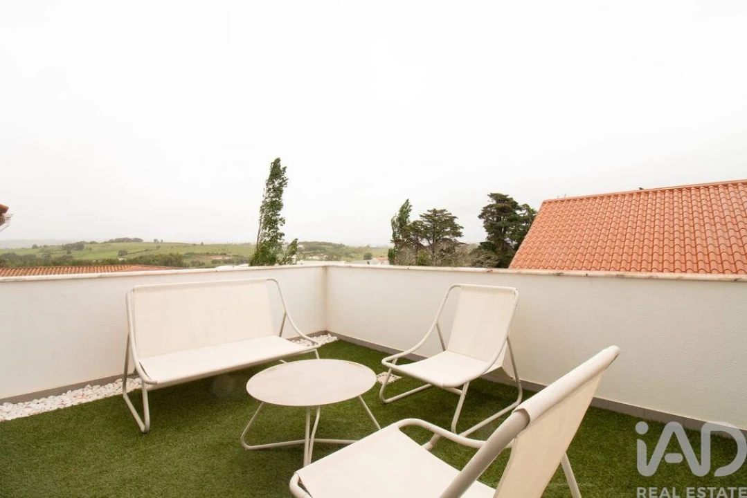 Apartamento T3 para Venda em Bombarral e Vale Covo Foto 23