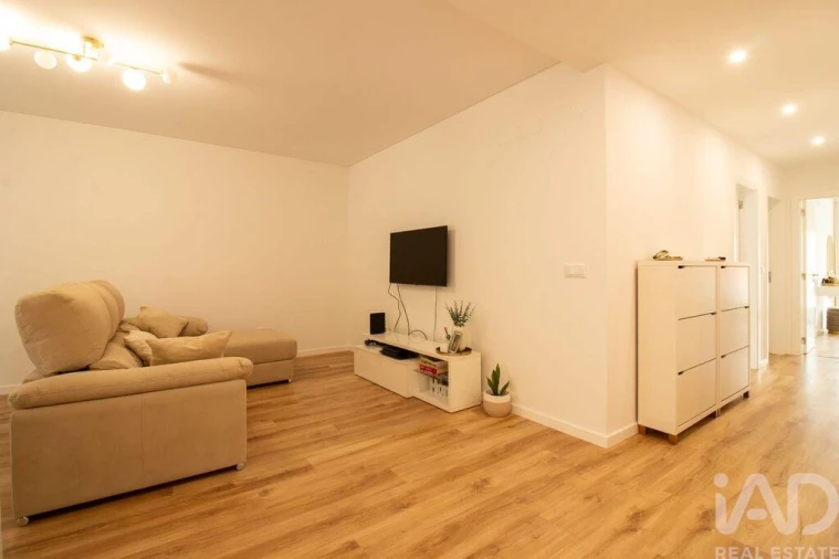 Apartamento T3 para Venda em Bombarral e Vale Covo Foto 9