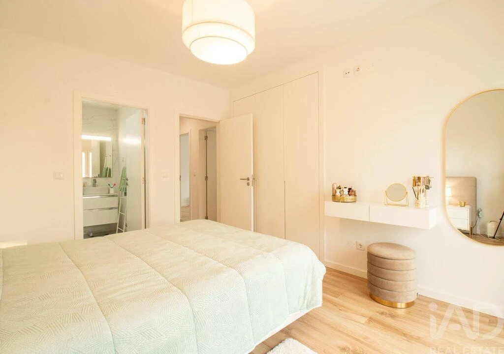 Apartamento T3 para Venda em Bombarral e Vale Covo Foto 19