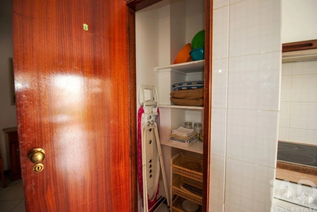 Apartamento T2 para Venda em Quarteira Foto 21