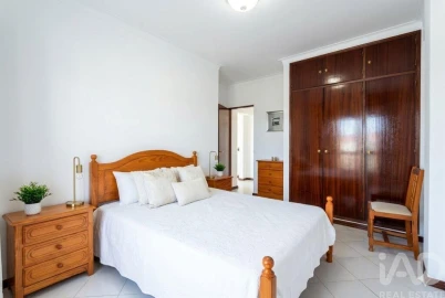 Apartamento T2 para Venda em Quarteira