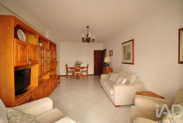 Apartamento T2 para Venda em Quarteira Foto 27