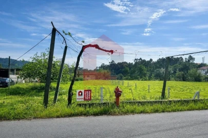 Terreno para Venda em Sande, Vilarinho, Barros e Gomide