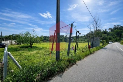 Terreno para Venda em Sande, Vilarinho, Barros e Gomide