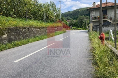 Terreno para Venda em Sande, Vilarinho, Barros e Gomide