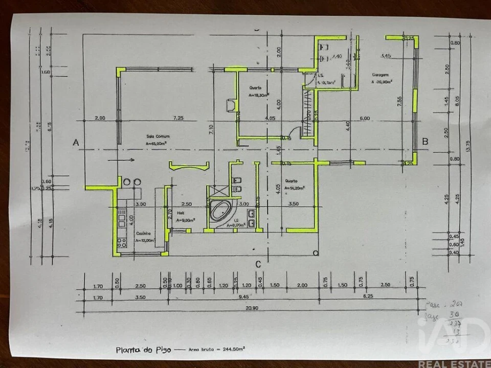 Moradia T2 para Venda em Encarnação Foto 40