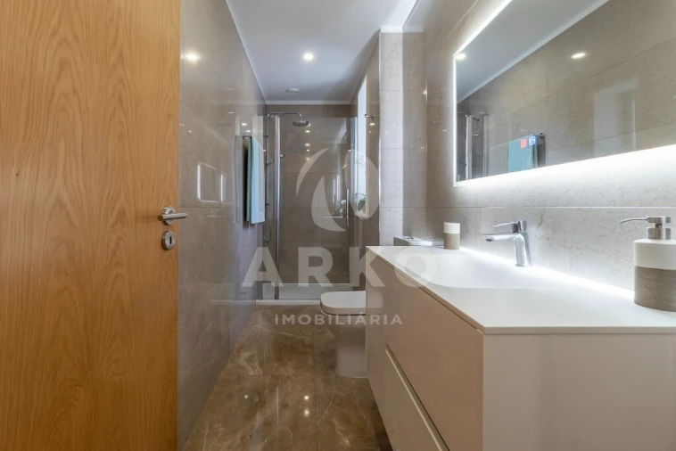 Apartamento T3 para Venda em Ermesinde Foto 16