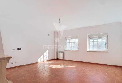 Apartamento T2 para Venda em Barbacena e Vila Fernando