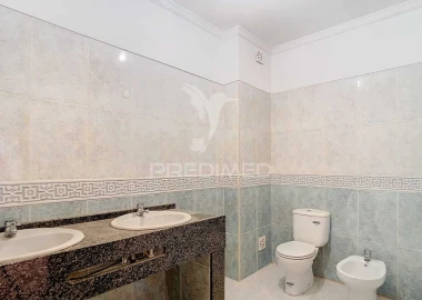 Apartamento T2 para Venda em Barbacena e Vila Fernando