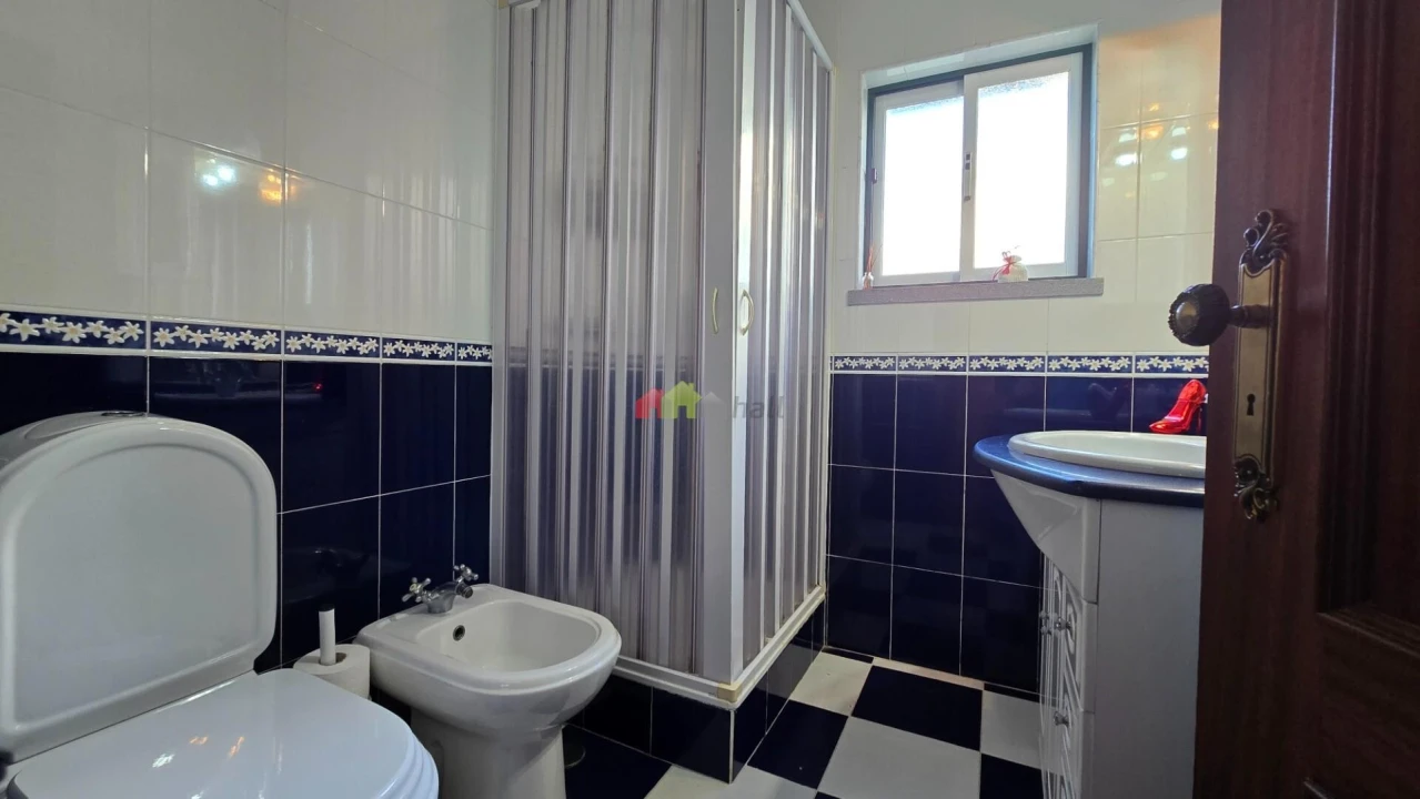 Moradia T3 para Venda em Foros de Vale de Figueira Foto 21