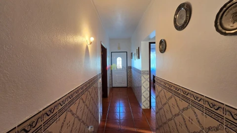 Moradia T3 para Venda em Foros de Vale de Figueira