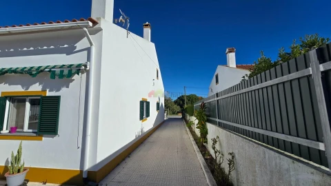 Moradia T3 para Venda em Foros de Vale de Figueira