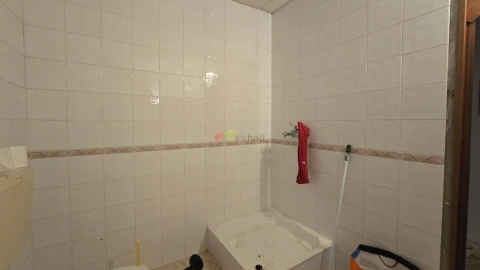 Moradia T3 para Venda em Foros de Vale de Figueira