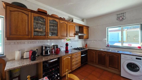 Moradia T3 para Venda em Foros de Vale de Figueira