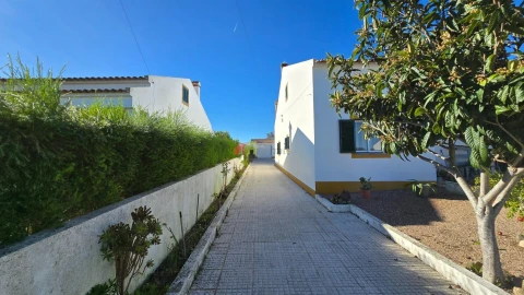 Moradia T3 para Venda em Foros de Vale de Figueira