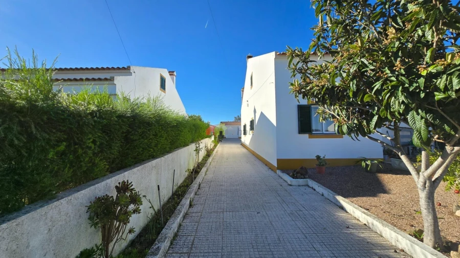 Moradia T3 para Venda em Foros de Vale de Figueira Foto 5