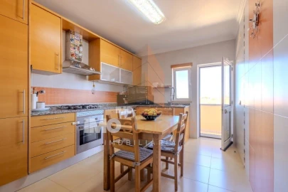 Apartamento T3 para Venda em Almeirim