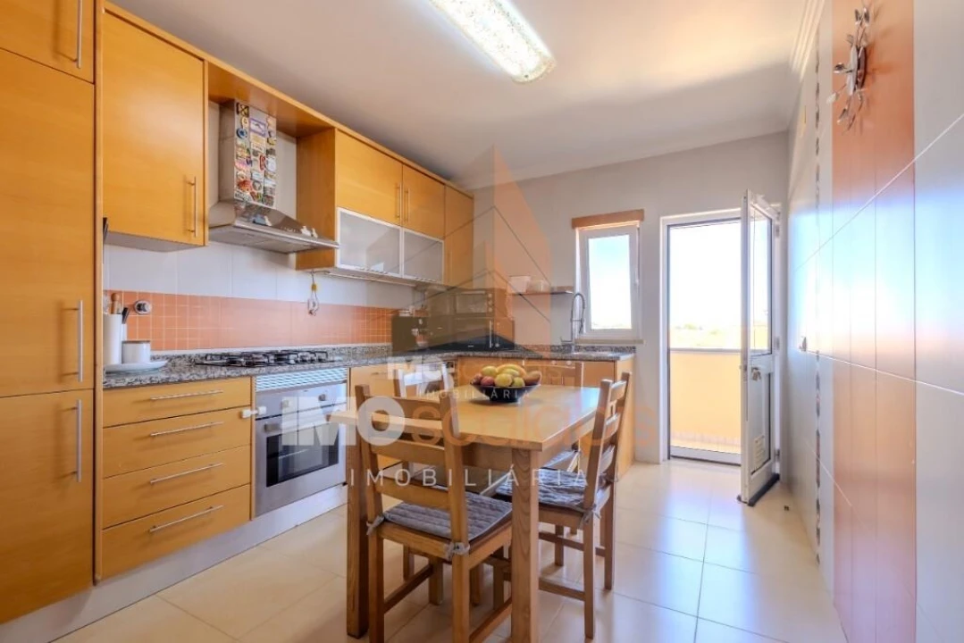 Apartamento T3 para Venda em Almeirim Foto 19