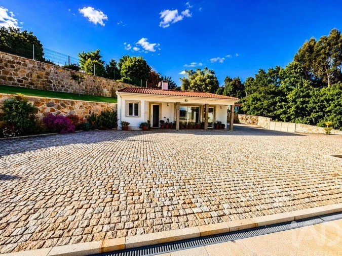 Moradia T3 para Venda em Vale Foto 11