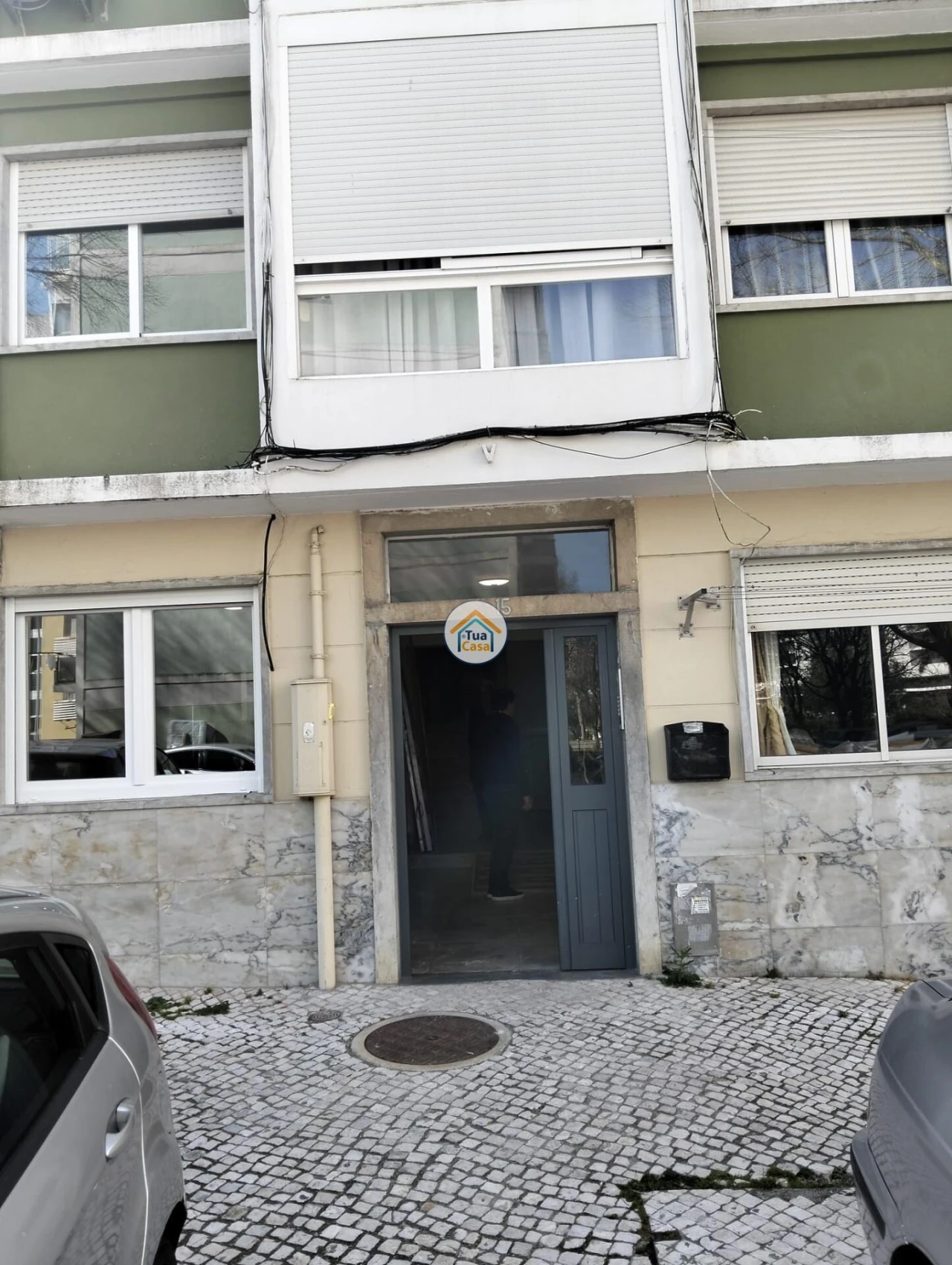 Apartamento T2 para Venda em Benfica Foto 1