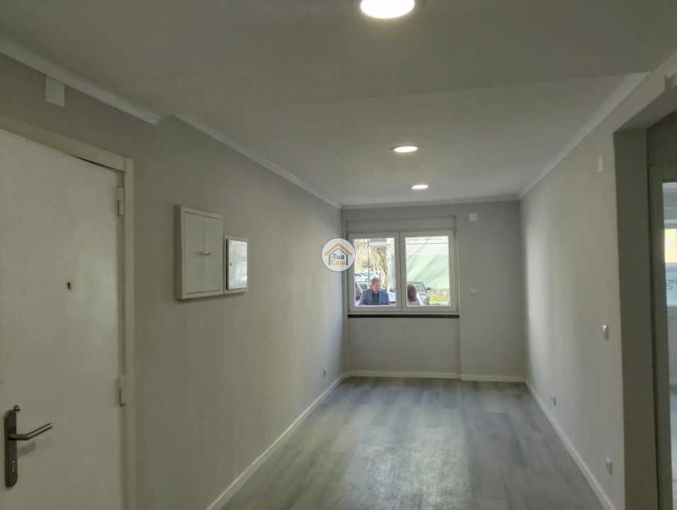 Apartamento T2 para Venda em Benfica Foto 18