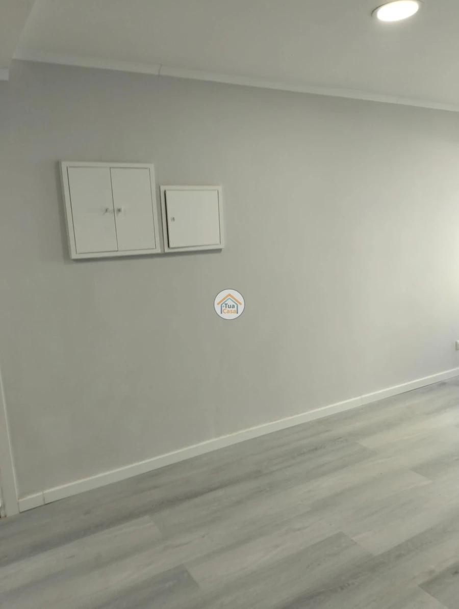 Apartamento T2 para Venda em Benfica Foto 17