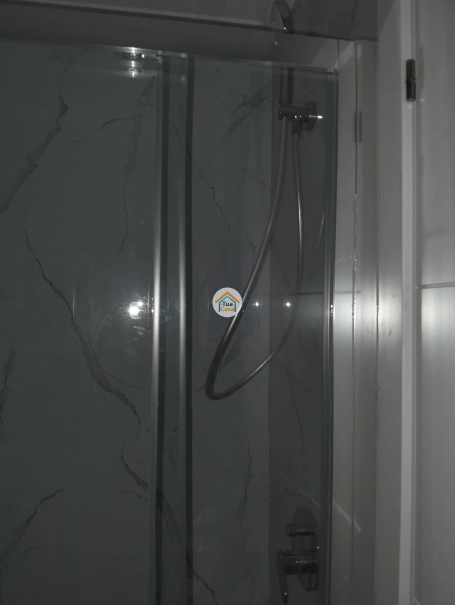 Apartamento T2 para Venda em Benfica Foto 12