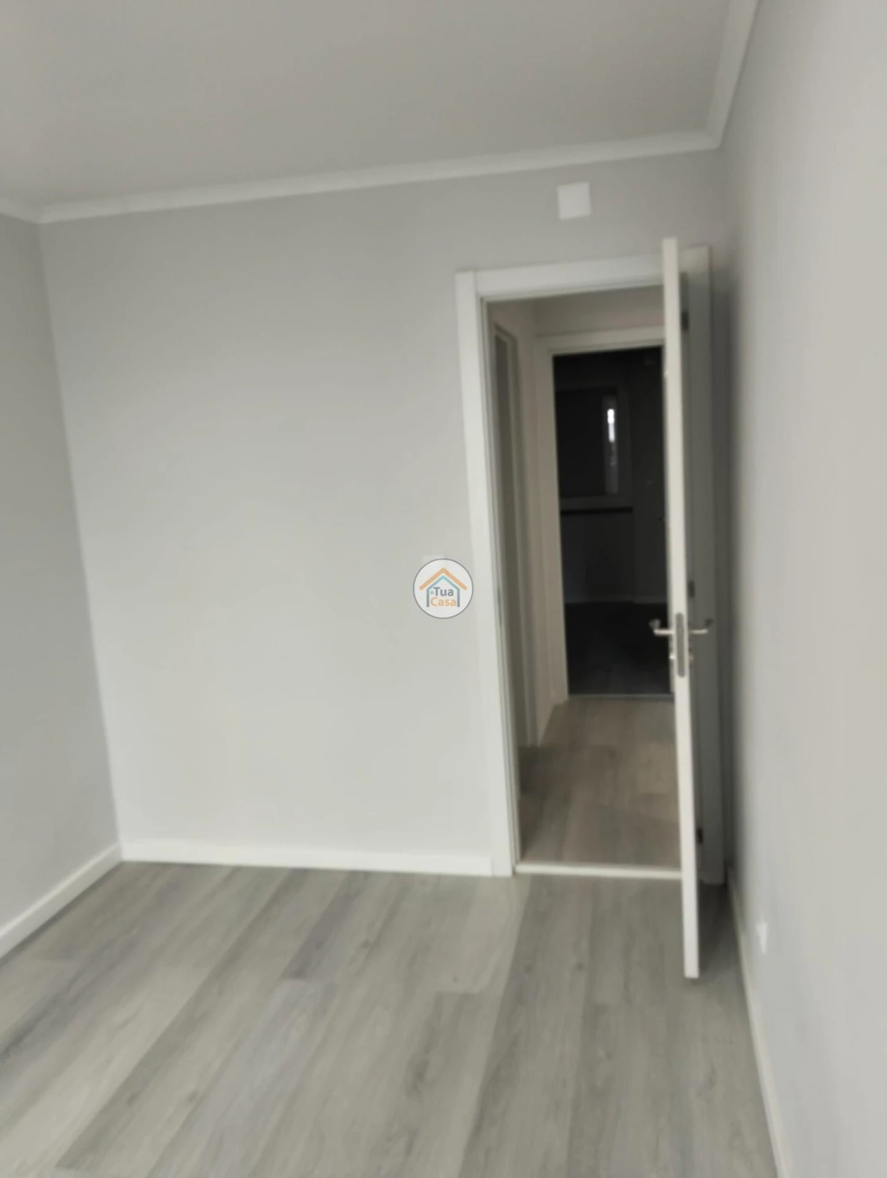Apartamento T2 para Venda em Benfica Foto 9