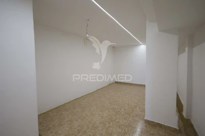 Moradia T1 para Venda em São João Baptista