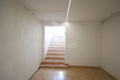 Moradia T1 para Venda em São João Baptista