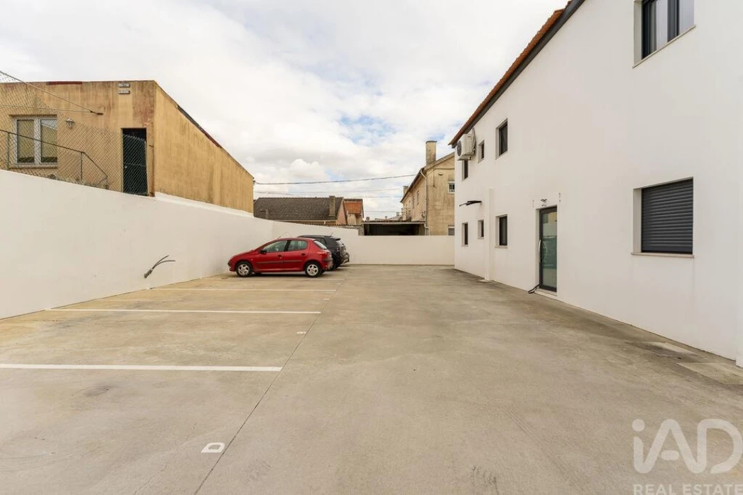 Apartamento T3 para Venda em Marinha Grande Foto 34