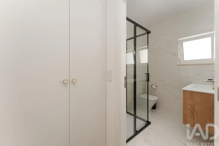 Apartamento T3 para Venda em Marinha Grande Foto 19