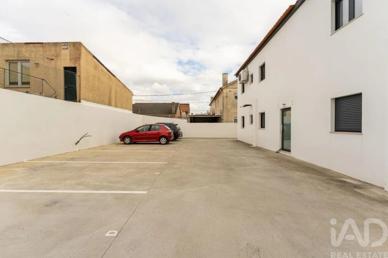 Apartamento T3 para Venda em Marinha Grande Foto 34